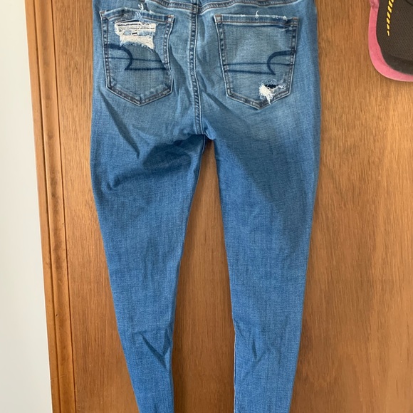 American Eagle Ripped Jeans - Picture 2 of 2